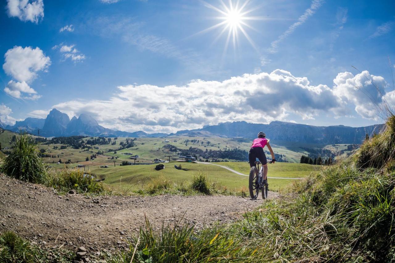 Sporthotel Floralpina Seiser Alm Exteriör bild